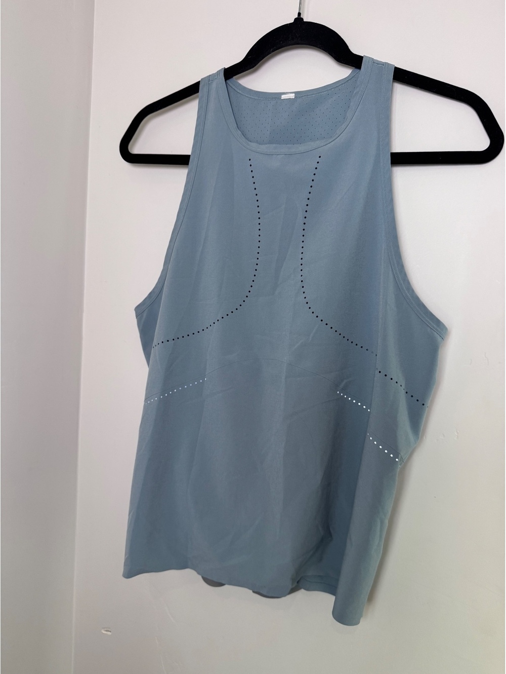 Lululemon Women’s Small Blue Light Blue Perforated Laser Cut Athletic Tank Top
